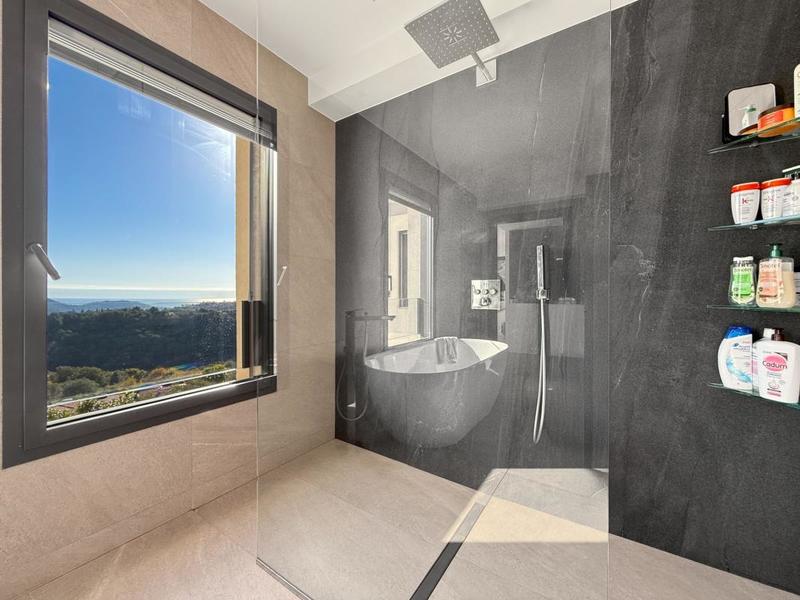 Villa - 187 m² - 4 pièces