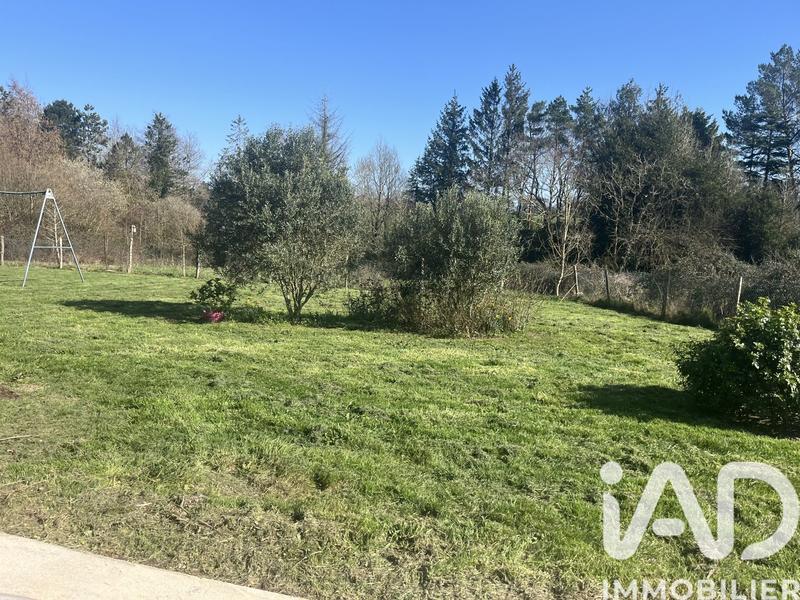 Maison - 99 m² - 5 pièces