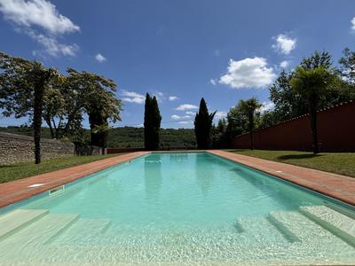 Maison - 398 m² - 12 pièces