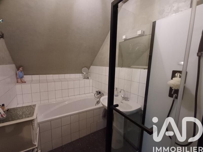 Maison - 125 m² - 7 pièces