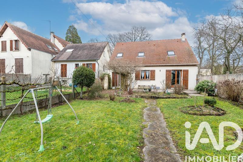 Maison - 107 m² - 6 pièces