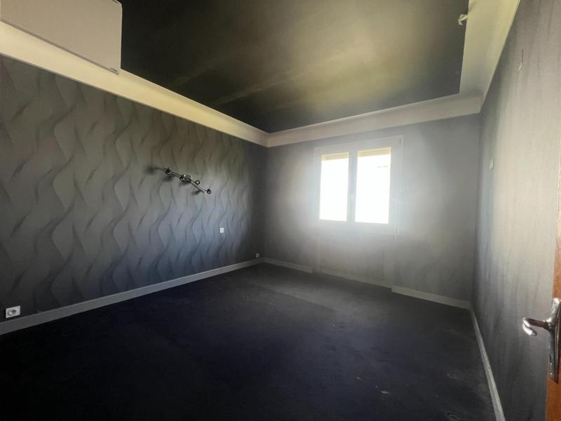 Maison - 189 m² - 6 pièces