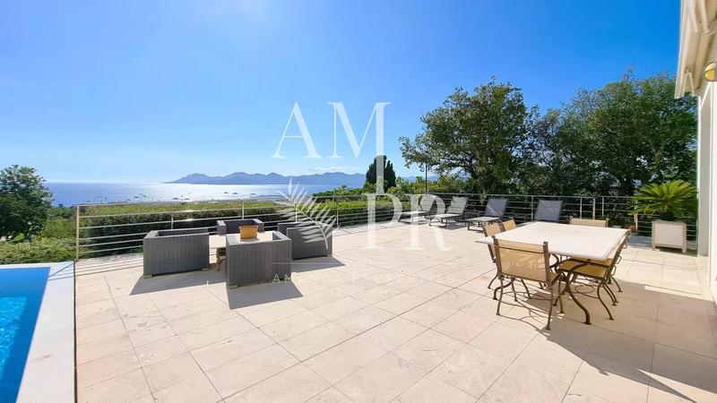 Villa - 480 m² - 10 pièces