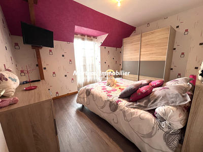 Maison - 179 m² - 7 pièces