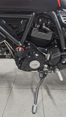 Ducati Scrambler Full Throttle 800