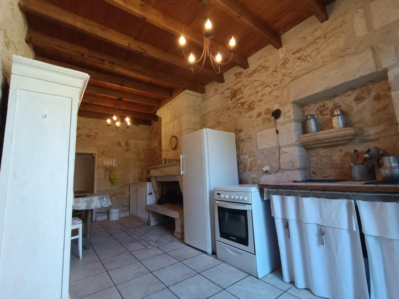 Maison - 156 m² - 10 pièces