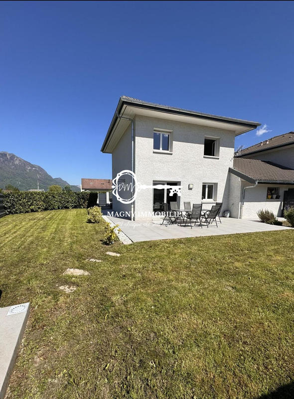 Villa - 105 m² - 5 pièces