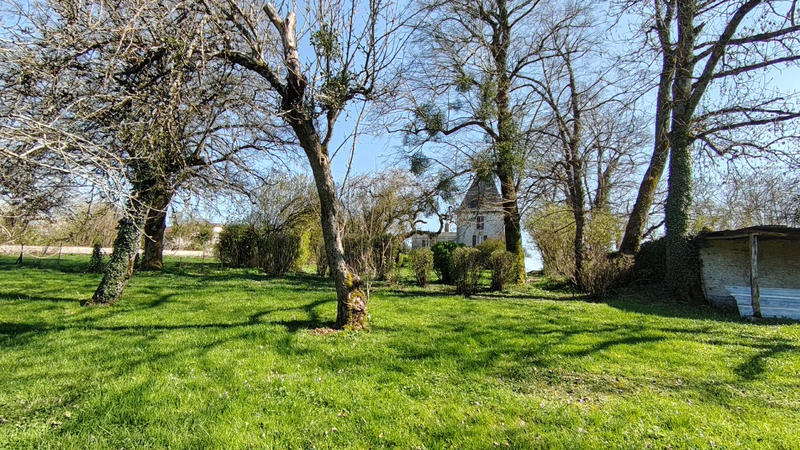 Maison - 236 m² - 8 pièces