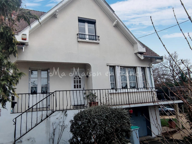 Maison - 120 m² - 5 pièces