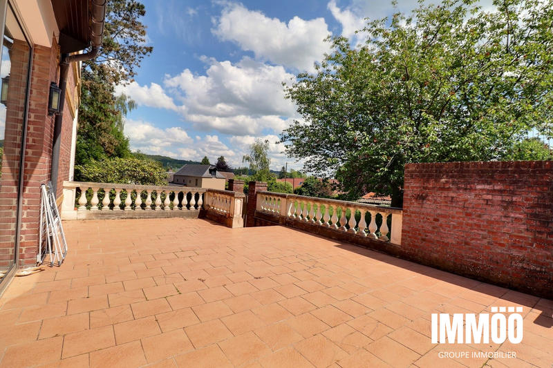 Maison - 265 m² - 6 pièces