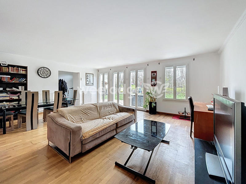 Maison - 105 m² - 5 pièces