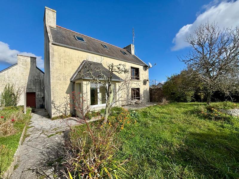 Maison - 85 m² - 5 pièces