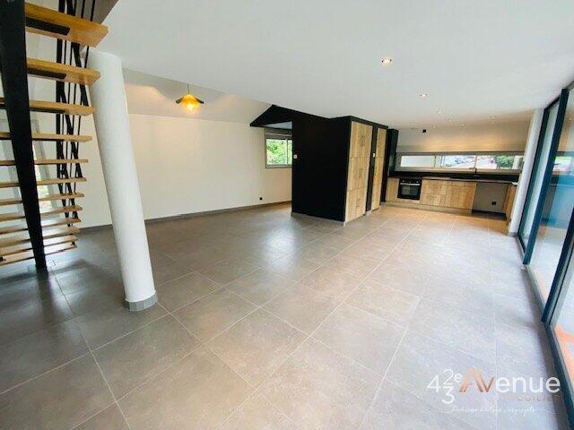 Appartement - 106 m² - 3 pièces