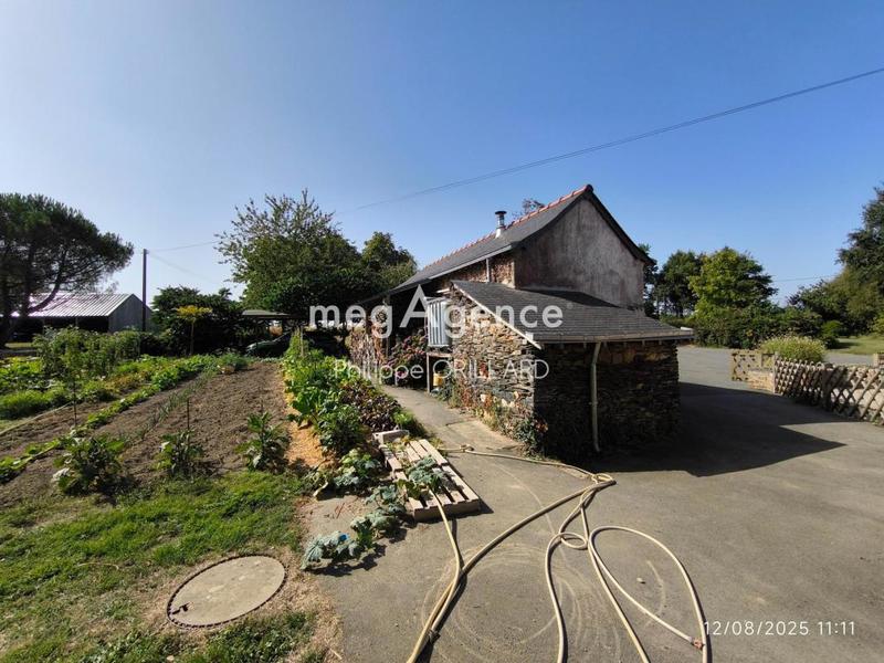 Maison - 137 m² - 8 pièces