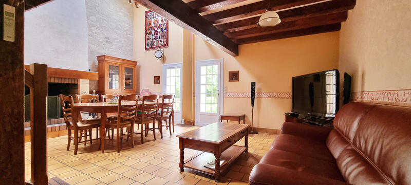 Maison - 158 m² - 6 pièces