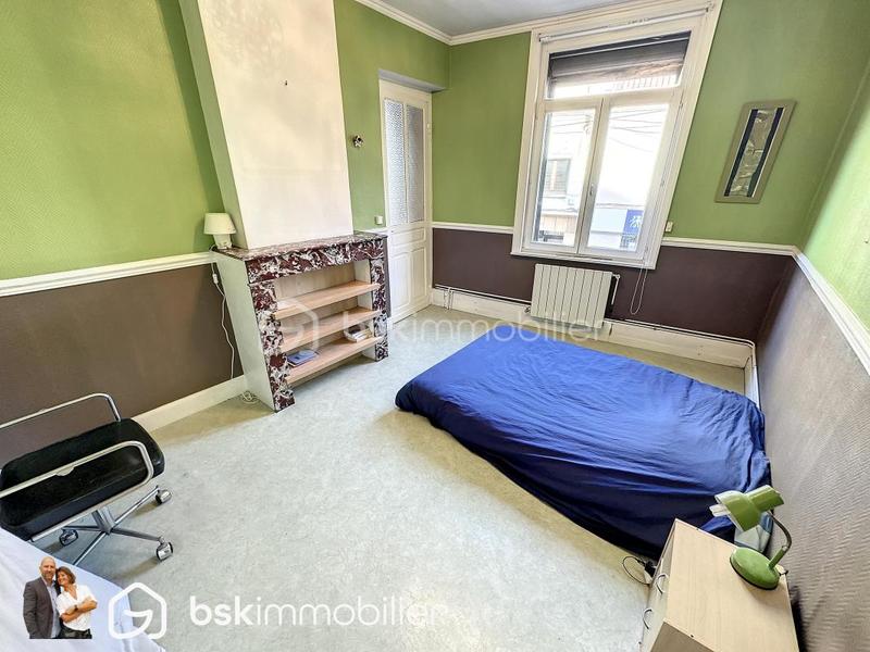 Maison - 212 m² - 7 pièces