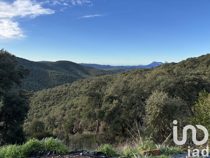 Maison - 270 m² - 9 pièces