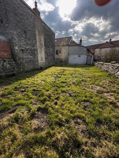 Maison de village - 195 m² - 10 pièces