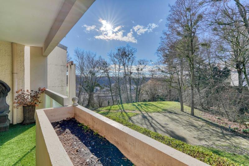 Appartement - 112 m² - 5 pièces