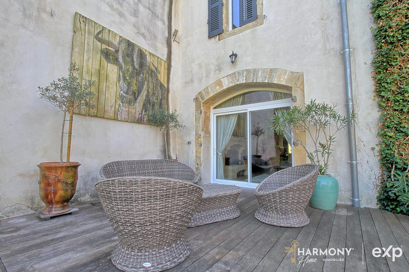 Maison - 400 m² - 9 pièces