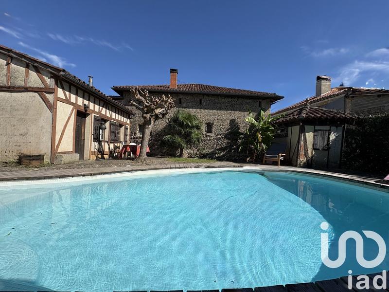 Maison de village - 100 m² - 6 pièces