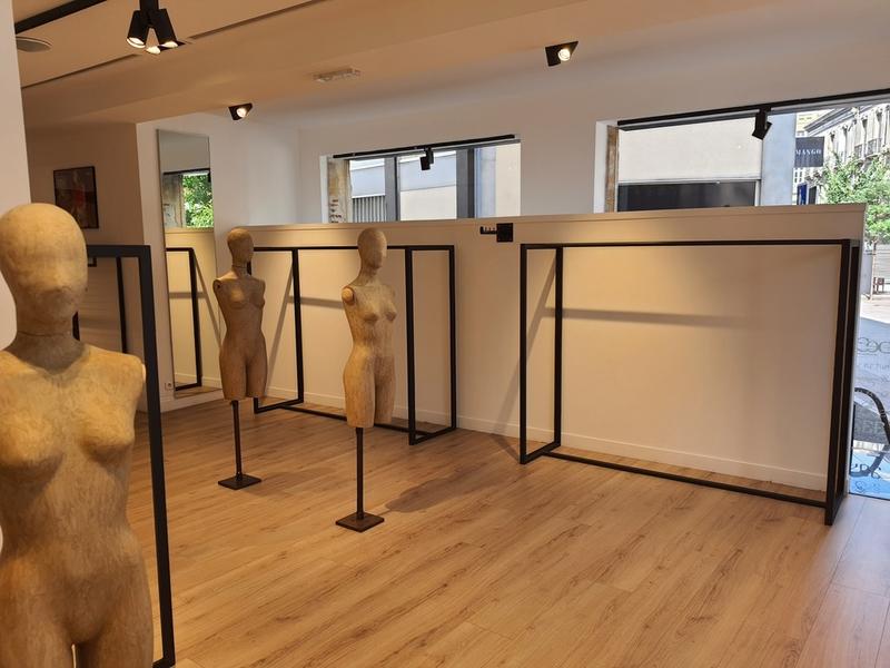 Local commercial - 305 m²