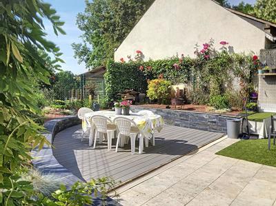 Maison - 280 m² - 11 pièces