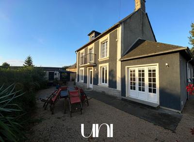 Maison - 184 m² - 7 pièces