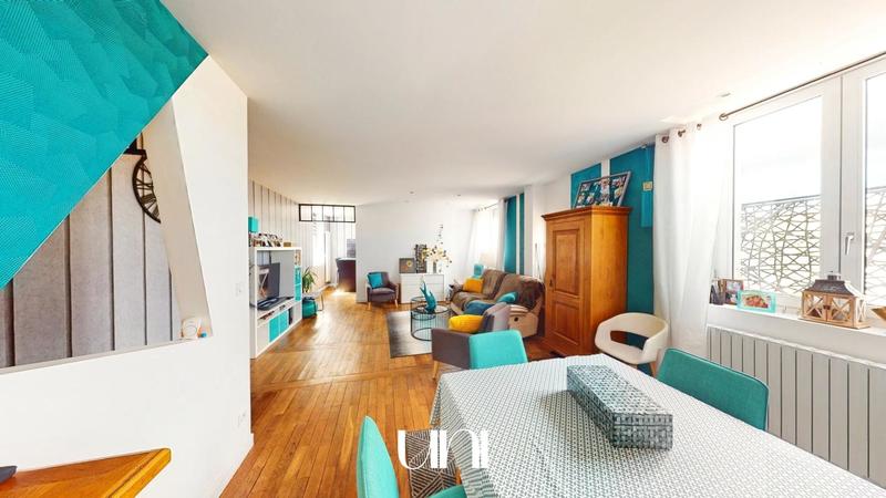 Maison - 422 m² - 12 pièces