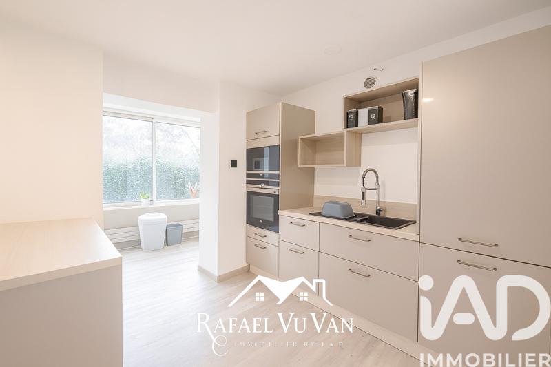 Maison - 156 m² - 8 pièces