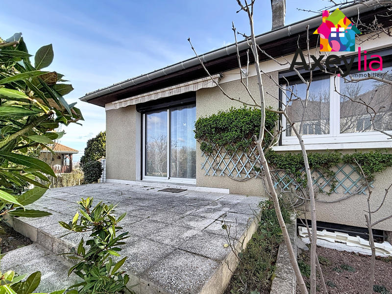 Maison - 138 m² - 7 pièces