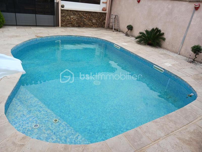 Maison traditionnelle - 115 m² - 3 pièces