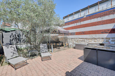 Entrepôt - 150 m² - 3 pièces