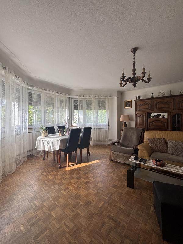 Appartement - 95 m² - 3 pièces