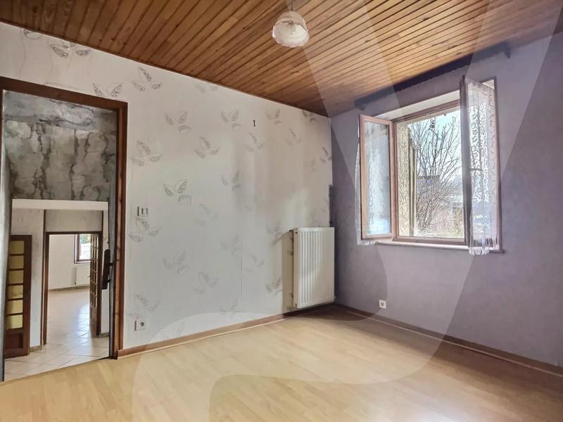 Maison - 182 m² - 8 pièces