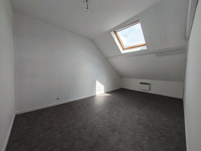 Appartement - 90 m² - 3 pièces