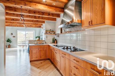 Maison - 84 m² - 3 pièces