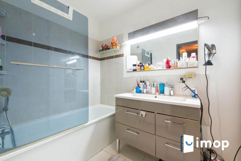 Appartement - 72 m² - 4 pièces