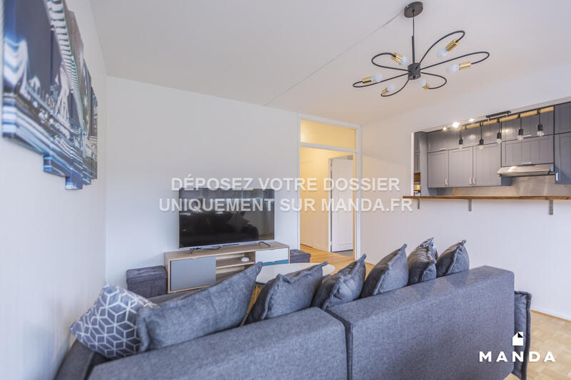 Chambre - 10 m² - 5 pièces