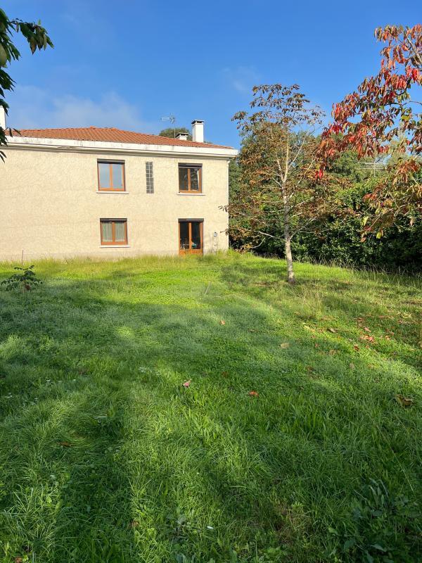 Maison - 161 m² - 7 pièces