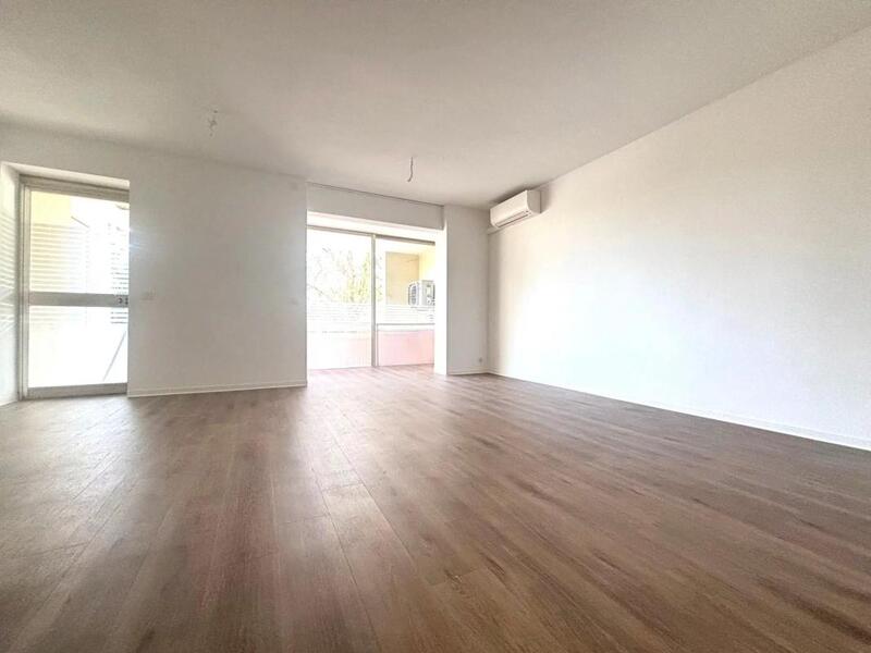 Local commercial - 95 m²