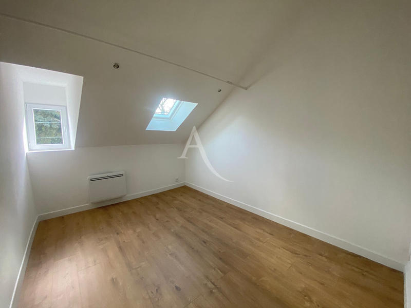 Maison - 107 m² - 7 pièces