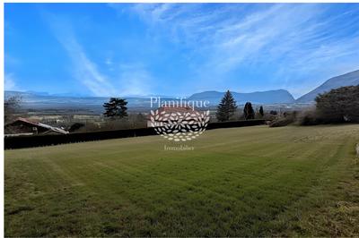 Terrain - 946 m²