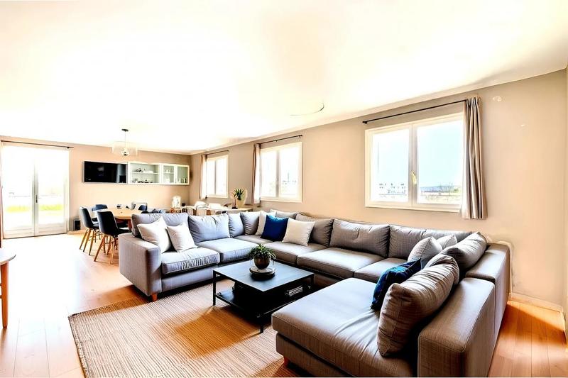 Appartement - 163 m² - 6 pièces