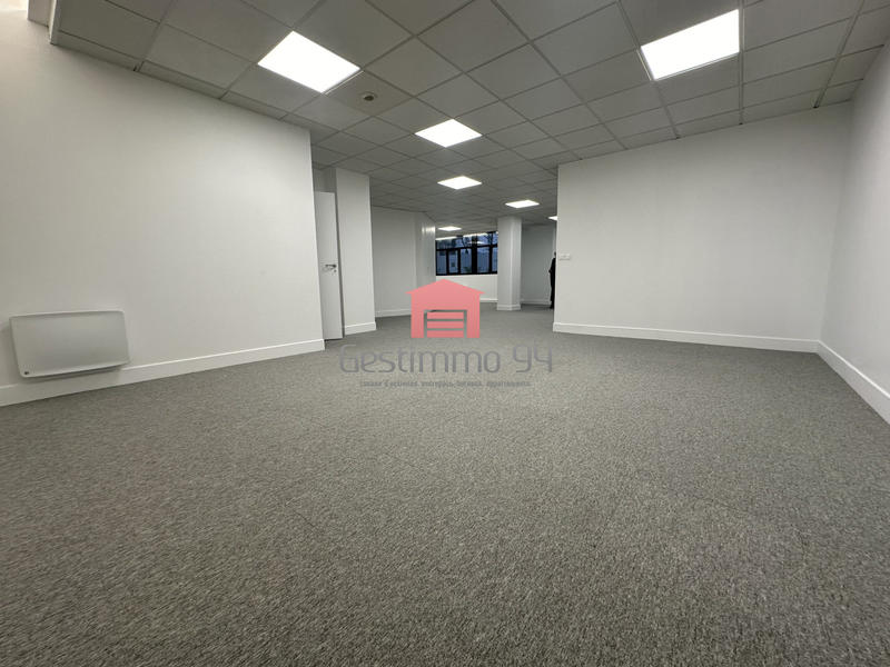 Bureau - 90 m²