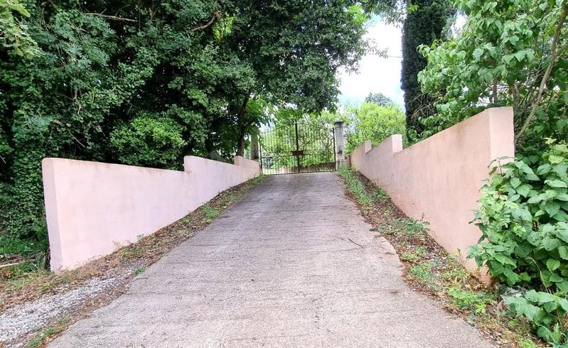 Propriété - 231 m² - 8 pièces