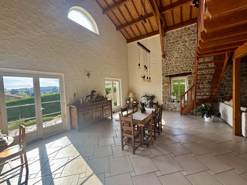 Maison - 197 m² - 6 pièces