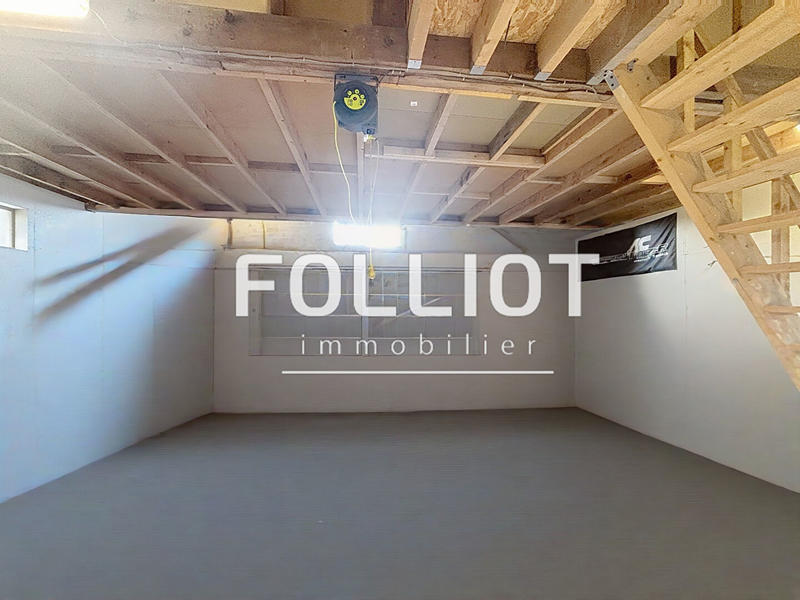 Local d'activité / Entrepôt - 75 m²