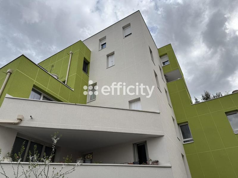 Appartement - 83 m² - 3 pièces