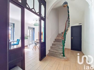 Maison - 183 m² - 7 pièces